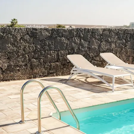 Domus Vulcani Ramagua * 플라야블랑카